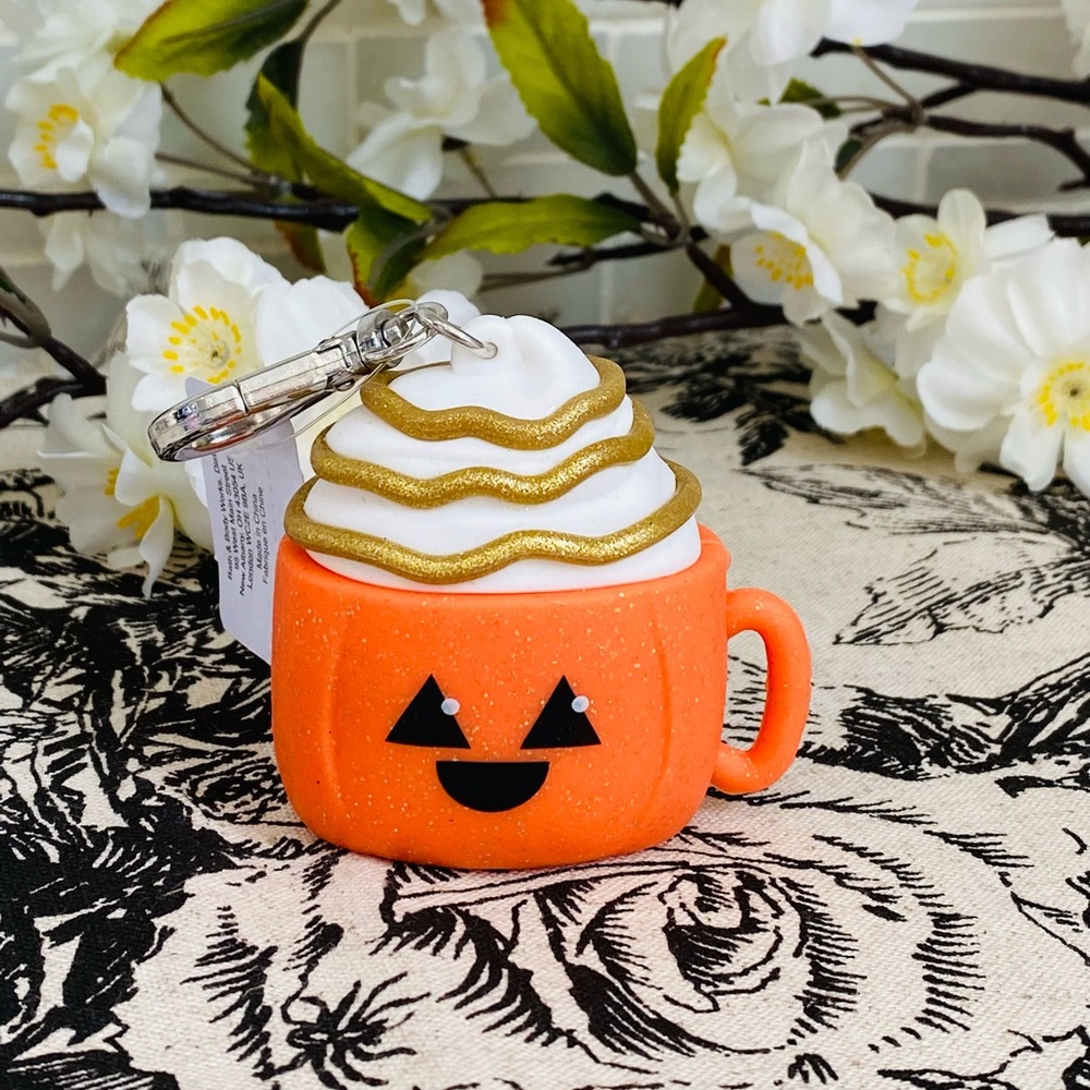 🎃 Bath & Body Works Halloween Pumpkin Spice Latte Pocketbac Sanitizer Holder